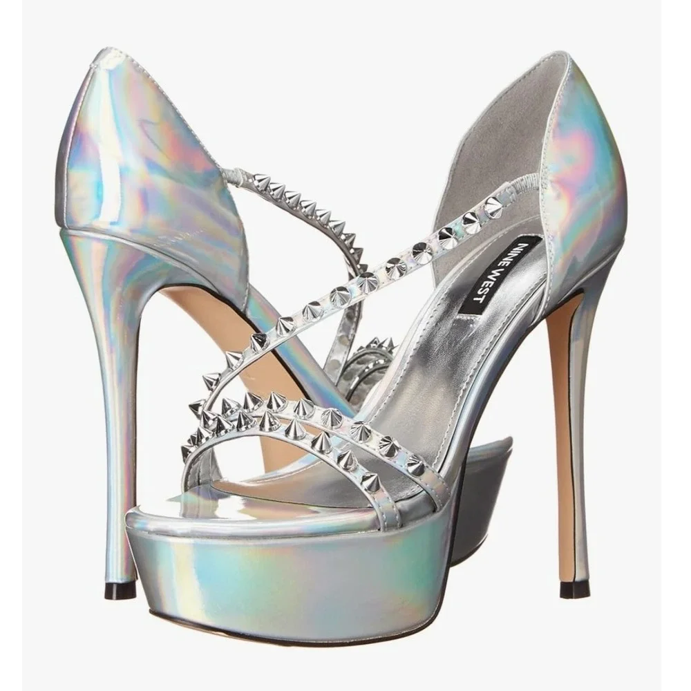 NWB Nine West Fabla3 Silver Holographic Studded Platform Stiletto Heels 7.5